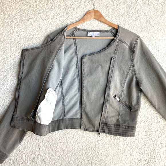 Jessica Simpson Maternity gray moto jacket, Sz L - Picture 5 of 17